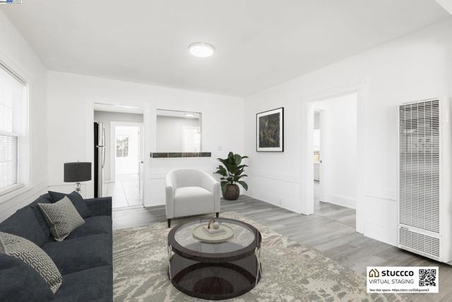 1322 83Rd Ave, Oakland CA: https://media.crmls.org/mediaz/f6714154-0783-4d9e-ba43-7ca9b5a43912.jpg