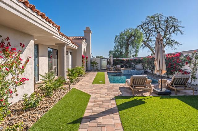 56300 Pebble Beach, La Quinta CA: https://media.crmls.org/mediaz/f6722f9d-f773-4df1-a0e6-29c31ea0be9d.jpg