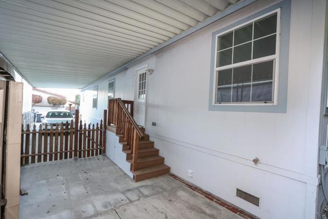 444 Whispering Pines Drive, Scotts Valley CA: https://media.crmls.org/mediaz/f6723374-2ccb-4174-b1ed-bf6ce4ce22d1.jpg