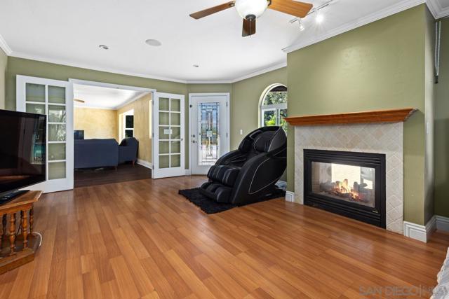 1140 Cloverleaf Dr, El Cajon CA: https://media.crmls.org/mediaz/f6726f5a-474b-486f-abac-0ca78c8fec86.jpg