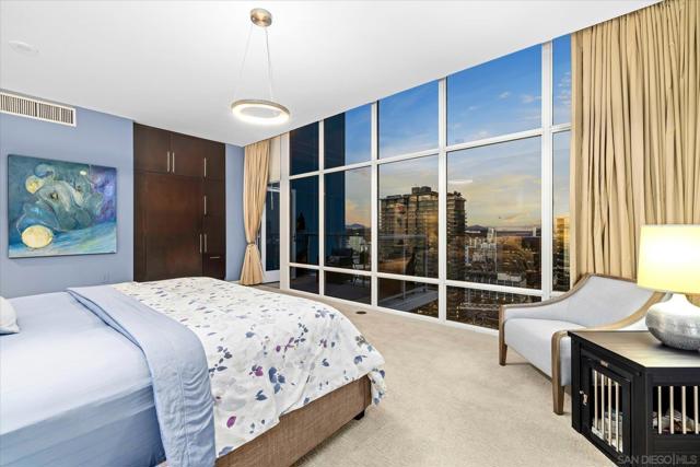 Image 32 of 60 For 1262 Kettner Blvd  3202
