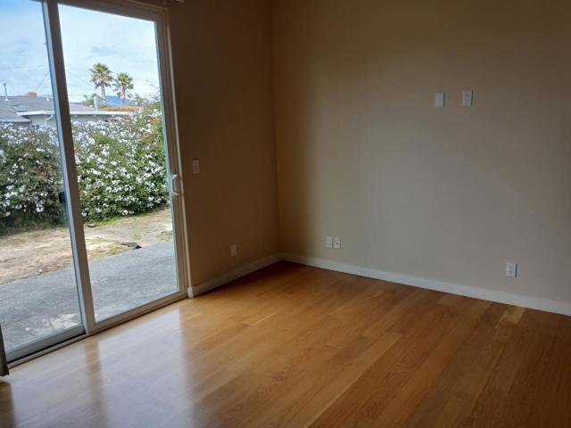 415 Spruce Street, Half Moon Bay CA: https://media.crmls.org/mediaz/f6729fd4-7542-4fb6-96fd-16da3f5ca8c7.jpg