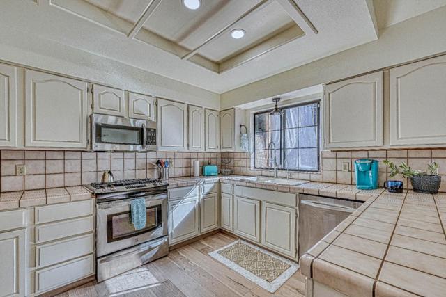 6640 Kim Ann Lane, Salinas CA: https://media.crmls.org/mediaz/f673b863-a194-4354-a8be-83daa0d41b69.jpg