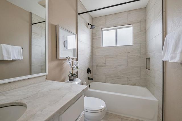 1647 Schooner Court, Santa Cruz CA: https://media.crmls.org/mediaz/f673c28b-73e3-4f9f-a0ce-79b8be803c32.jpg