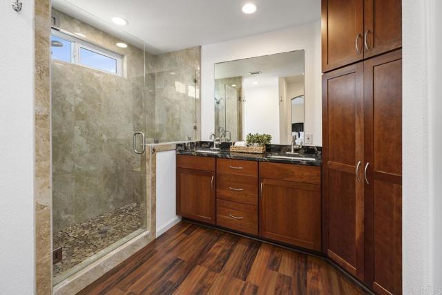 647 Boysenberry Way, Oceanside CA: https://media.crmls.org/mediaz/f673f0cb-531b-44ed-bf81-cd27a9c923ea.jpg