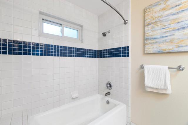 8120 Catalina Court, Gilroy CA: https://media.crmls.org/mediaz/f6746d2f-743b-48aa-904d-6d28790f2b7c.jpg