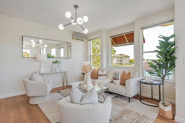 1000 Davit Lane,  CA: https://media.crmls.org/mediaz/f6756354-ffb7-44e5-a3e8-f387e99d3920.jpg