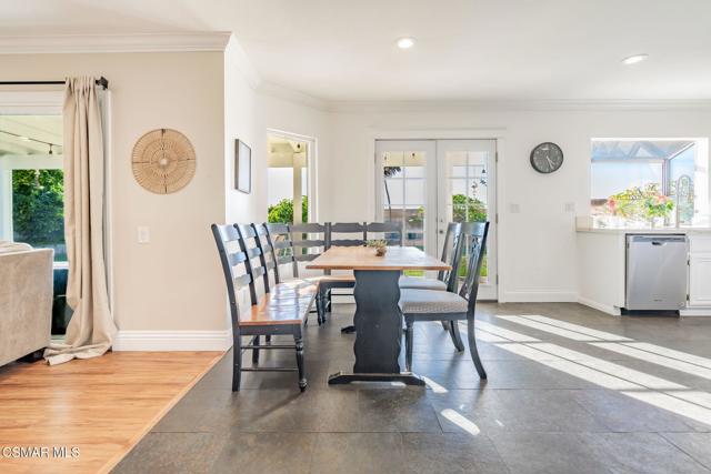 4615 Pepper Mill Street, Moorpark CA: https://media.crmls.org/mediaz/f6780eb2-5924-49e6-a7f9-0af7e0caf102.jpg