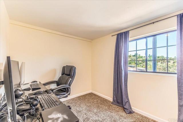 Image 26 of 34 For 9259 Brookside Circle
