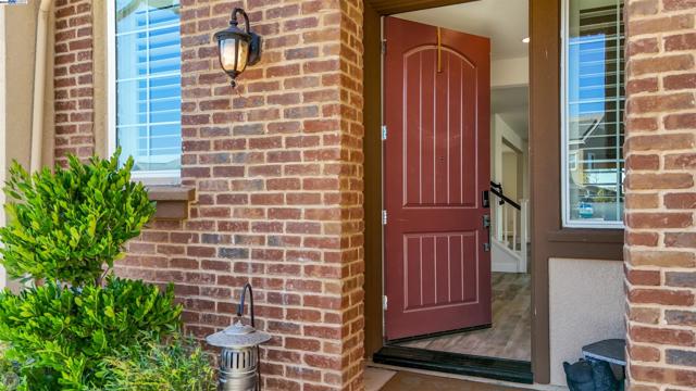 Image 6 of 60 For 17723 Griswold Ct