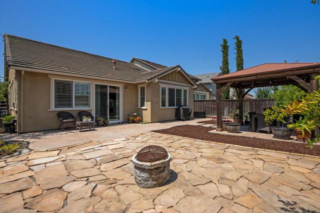 1141 Navigator Drive, Lathrop CA: https://media.crmls.org/mediaz/f679b98e-0778-48ab-b956-62b20593f074.jpg