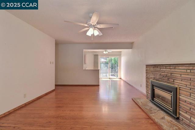 2465 Buena Vista Ave, Walnut Creek CA: https://media.crmls.org/mediaz/f679f43b-1018-47b0-a460-28d1fac136fa.jpg