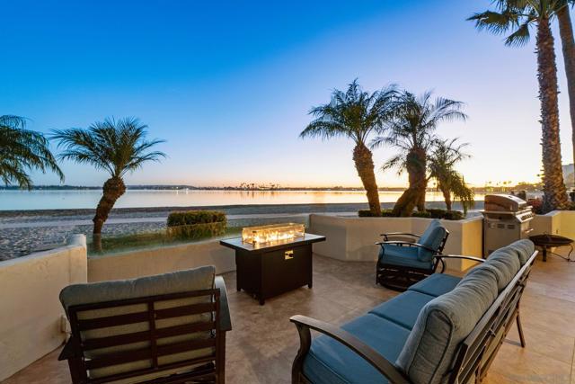 1177 Pacific Beach Drive, San Diego CA: https://media.crmls.org/mediaz/f67aa6c2-712b-4d18-9493-51794ba372c6.jpg