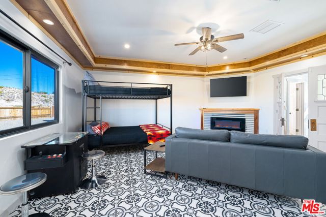 57387 San Juan Road, Yucca Valley CA: https://media.crmls.org/mediaz/f67bd678-c08d-4cf1-b346-873095bbba78.jpg