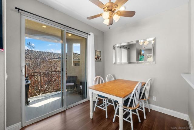 10860 Ivy Hill Dr, San Diego CA: https://media.crmls.org/mediaz/f67d0b93-3e76-40e4-b9be-f644bd3309c0.jpg