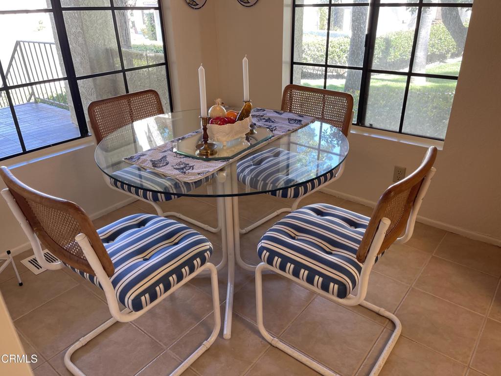 MLS #V1-33147 image #18