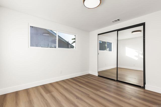 6802 MAURY DR, San Diego CA: https://media.crmls.org/mediaz/f67d4301-9fc3-4c52-8436-4ac2dfdeeeda.jpg