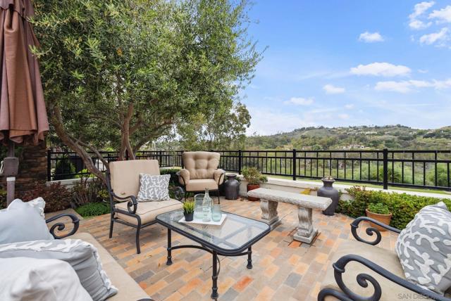 16918 Blue Shadows Ln, San Diego CA: https://media.crmls.org/mediaz/f67f7fcb-a5b2-4a11-8b8f-570fde6548ef.jpg