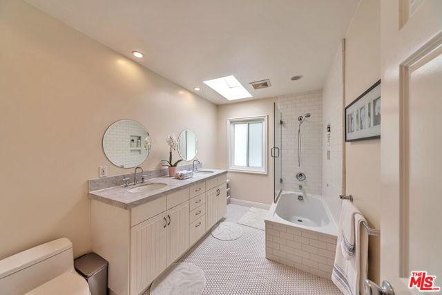 3938 Tracy Street, Los Angeles CA: https://media.crmls.org/mediaz/f67ff893-ccf5-4281-a11a-ebb14f5310da.jpg