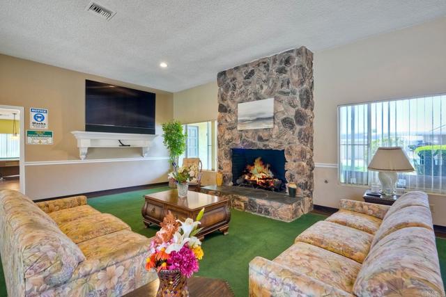 2280 E Valley Parkway, Escondido CA: https://media.crmls.org/mediaz/f6810b6b-9ccd-4db3-851c-700610b4de63.jpg