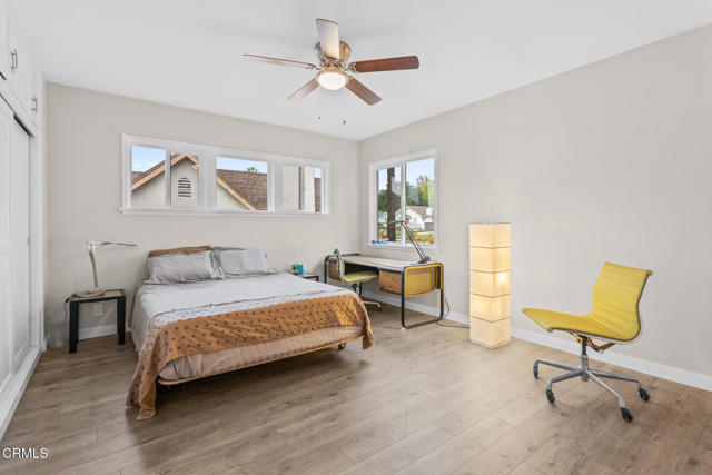 1818 New York Drive, Altadena CA: https://media.crmls.org/mediaz/f6814da7-a51d-42db-bc7b-f02607e7d3d6.jpg