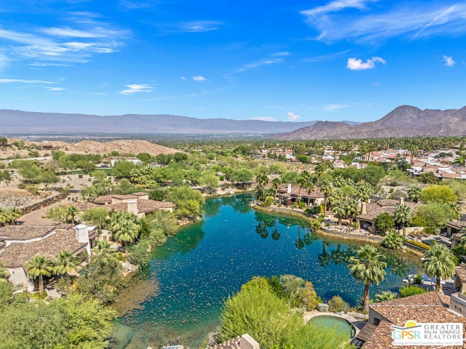 48387 Old Stone Trail