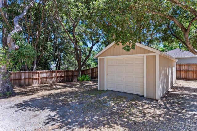 825 Skyward Drive, Aptos CA: https://media.crmls.org/mediaz/f6820f15-434e-4d00-a7f8-0f629ca96a67.jpg
