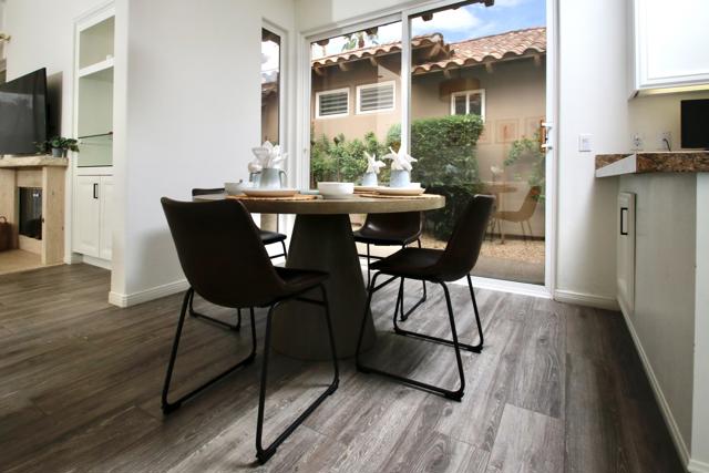 48205 Via Solana, La Quinta CA: https://media.crmls.org/mediaz/f68247f9-05fd-40cf-8913-faddb12e407c.jpg