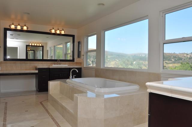 Luxurious Master bath