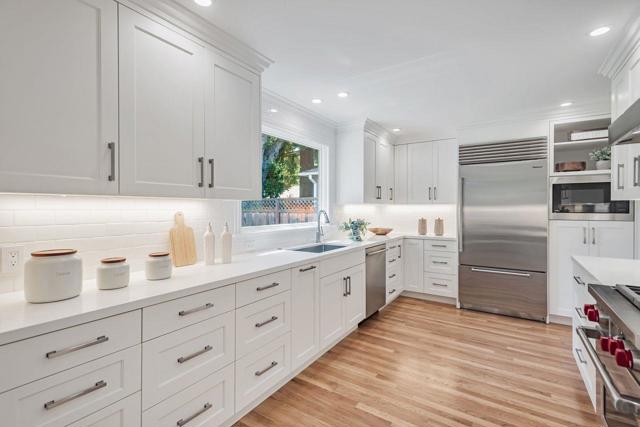 916 Peggy Lane, Menlo Park CA: https://media.crmls.org/mediaz/f683c21c-f285-46f5-a90c-5ef5cc9f8337.jpg