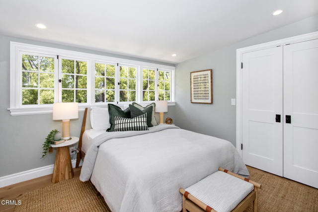 1036 S Madison Avenue, Pasadena CA: https://media.crmls.org/mediaz/f683d0e4-ebbb-460a-aef6-f73bfa27dd54.jpg