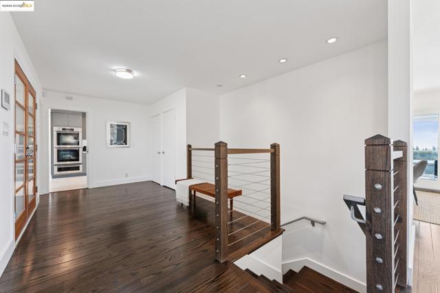 5958 Colton Blvd., Oakland CA: https://media.crmls.org/mediaz/f6841323-8a0c-4569-acf1-de9847089350.jpg