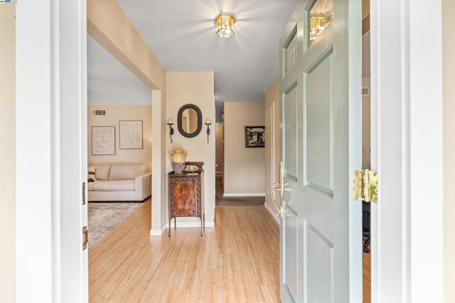2845 Briarwood Dr, Livermore CA: https://media.crmls.org/mediaz/f684bc1a-1bfa-4571-8de2-93dd1f3af769.jpg