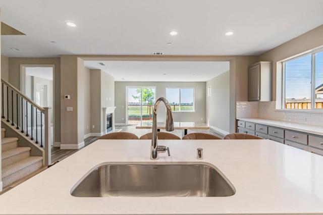 533 Kingbird Circle, Vacaville CA: https://media.crmls.org/mediaz/f6868870-0a7b-4067-979b-974d42be735d.jpg