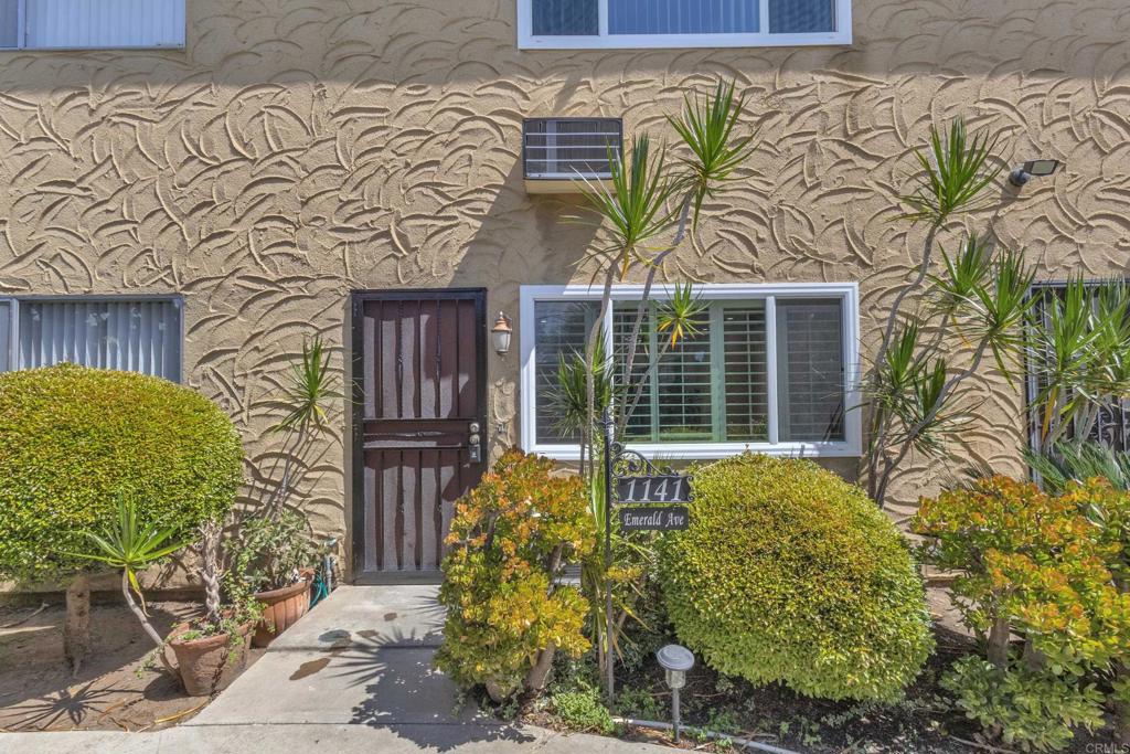 1141 Emerald Ave