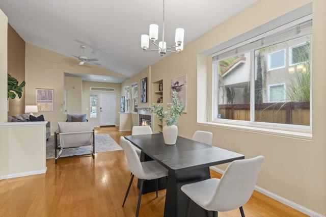 Detail Gallery Image 13 of 24 For 11086 Doverhill Rd, San Diego,  CA 92131 - 3 Beds | 2 Baths