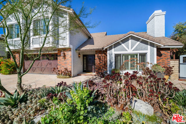 6243 Watertree Court photo 5