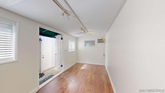 Image 35 of 52 For 2230 Waltonia Dr