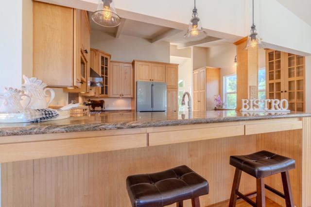 731 Rockaway Beach Avenue, Pacifica CA: https://media.crmls.org/mediaz/f68848ad-9c43-45d6-aceb-b99596057b82.jpg