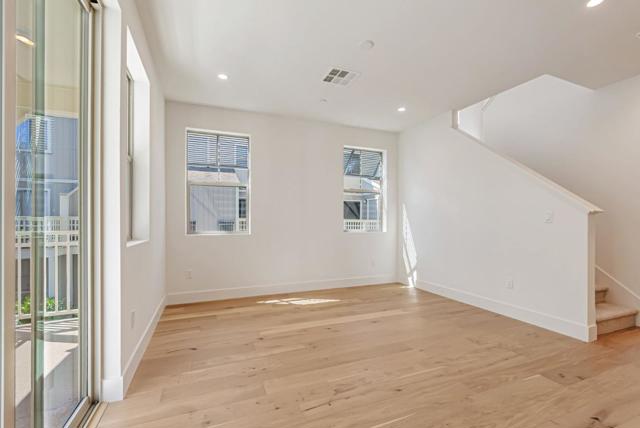 178 Oak Circle, Walnut Creek CA: https://media.crmls.org/mediaz/f688ff68-d2bc-41f3-8e65-ea2e6704a483.jpg