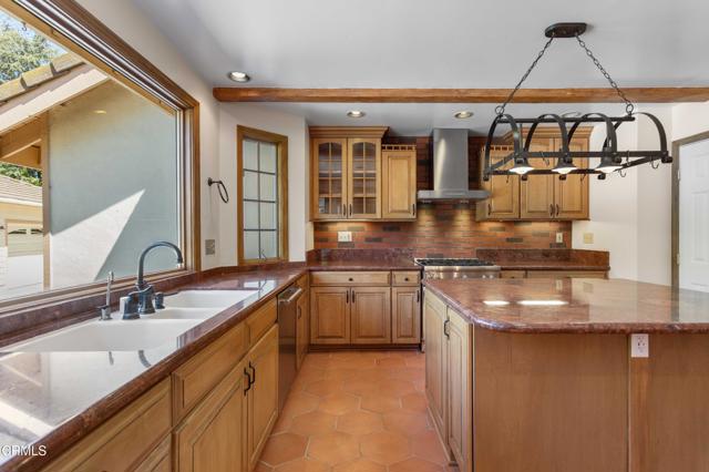 Detail Gallery Image 14 of 75 For 2000 Morongo Dr, Camarillo,  CA 93012 - 4 Beds | 3 Baths