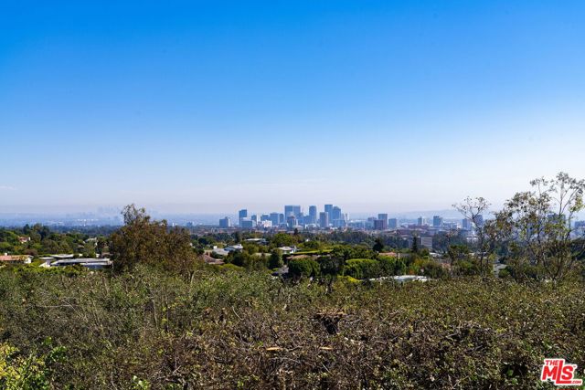 780 Linda Flora Drive, Los Angeles, California 90049, 4 Bedrooms Bedrooms, ,6 BathroomsBathrooms,Single Family Residence,For Sale,Linda Flora,24446429