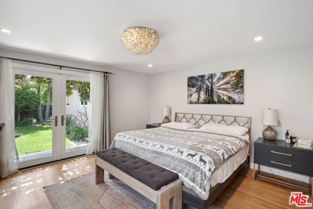 4146 Chase Avenue, Los Angeles CA: https://media.crmls.org/mediaz/f68b9057-fbb4-4a02-a925-dcf0322e032f.jpg