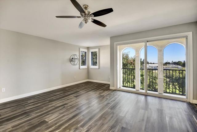 2043 Sonador Commons, San Jose CA: https://media.crmls.org/mediaz/f68b9c78-1844-4a1f-bb67-7591cb67f0aa.jpg