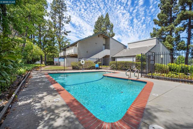 2418 Pleasant Hill Rd., Pleasant Hill CA: https://media.crmls.org/mediaz/f68d21aa-7d71-4db8-9179-12263d04ed4f.jpg