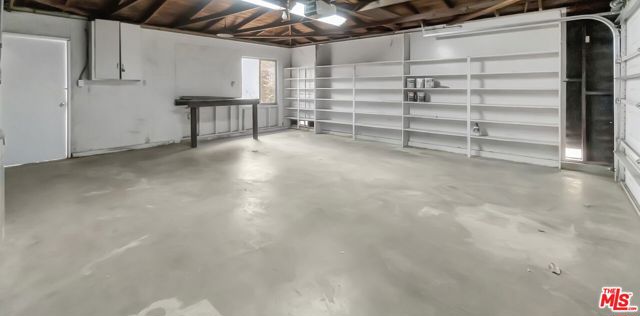 9855 Emperor Avenue, Arcadia CA: https://media.crmls.org/mediaz/f68d78d5-016f-427e-9215-23a022caec33.jpg