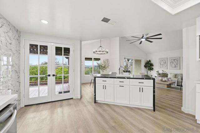 17676 Corte Sobrado, San Diego CA: https://media.crmls.org/mediaz/f68dbcab-cafe-451d-a923-d8396a6a380c.jpg