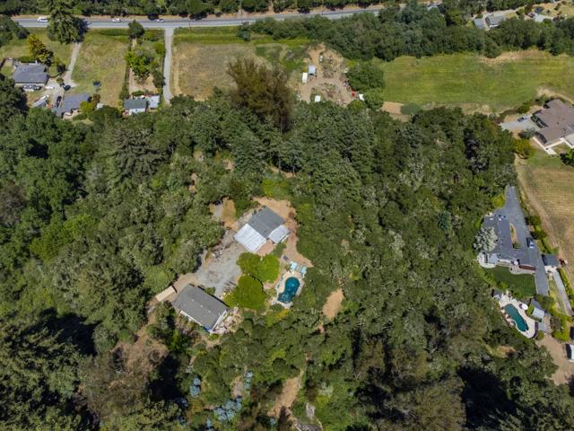 4151 Freedom Boulevard, Aptos CA: https://media.crmls.org/mediaz/f68e3da8-cad2-4b65-86db-715f8619a747.jpg