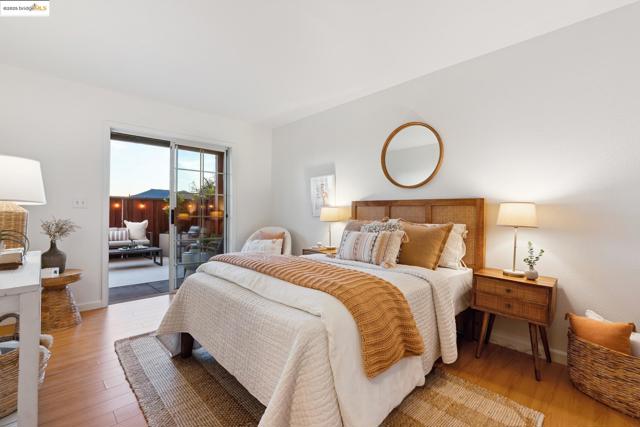 4353 Terrabella Way, Oakland CA: https://media.crmls.org/mediaz/f68e40a5-30b8-44e7-b5b3-3da046ebfdee.jpg