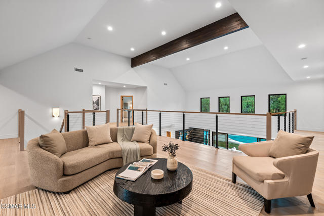 4199 Woodlane Court, Westlake Village CA: https://media.crmls.org/mediaz/f68ed9f3-38e2-4e6d-ba7c-b2f8f89d9ae7.jpg